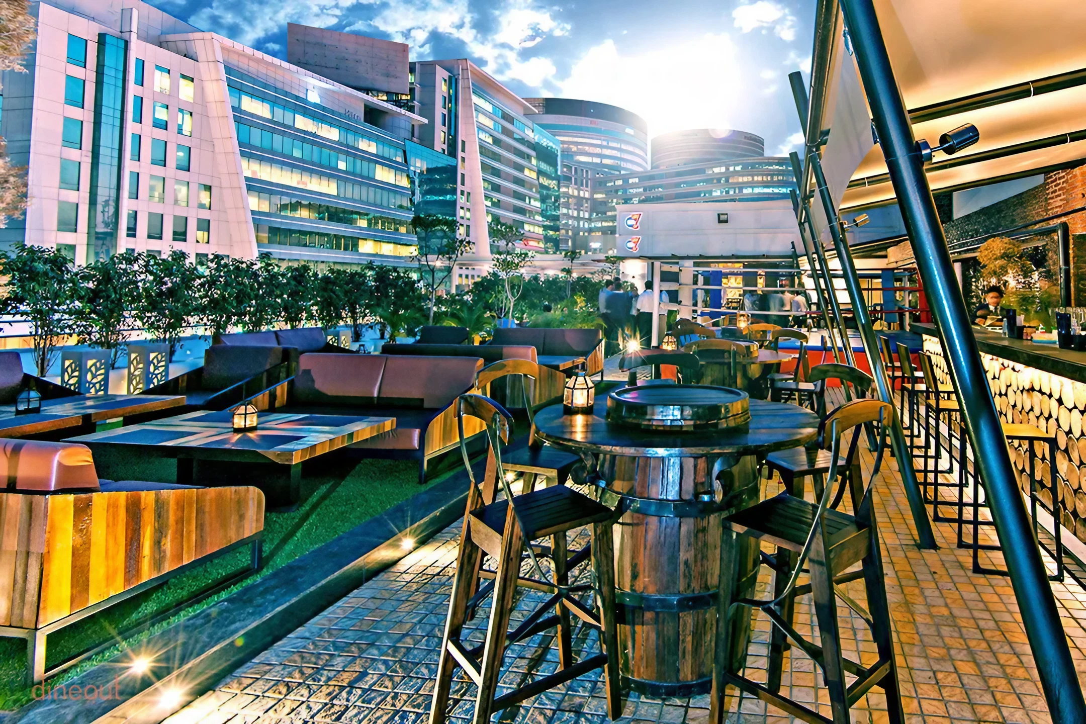 Commercial Luxury projects in Gurgaon
